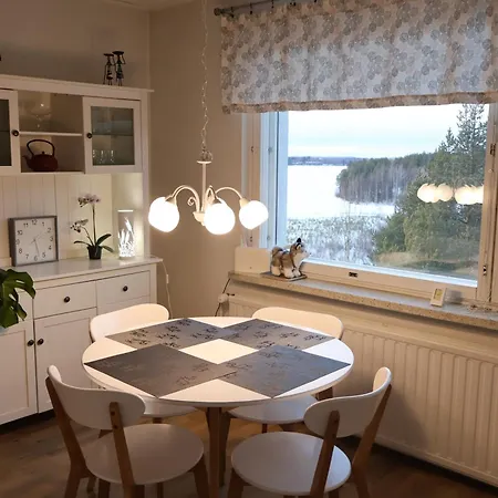 Adorable With A Stunning View *